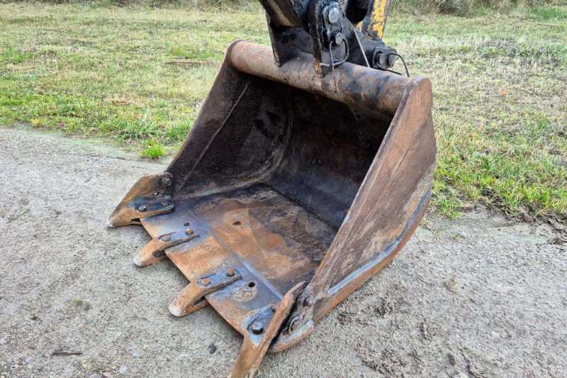 OmecoHub - Immagine KOMATSU WB93R-5